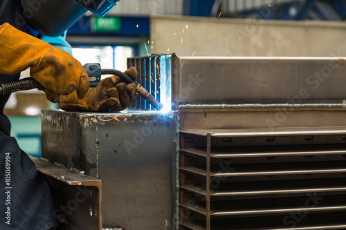 Photos Metal inert gas (MIG) welding