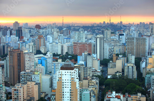 Downtown Sao Paulo under evening sun © SNEHIT PHOTO