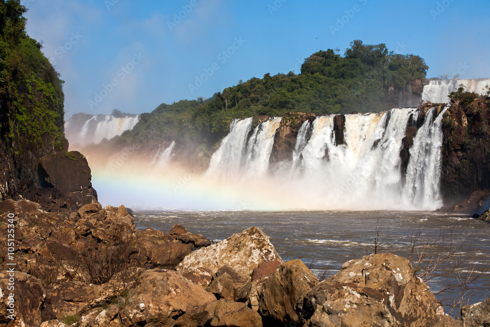 Fototapeta premium Iguazu falls seen from Iguazu river border - from below