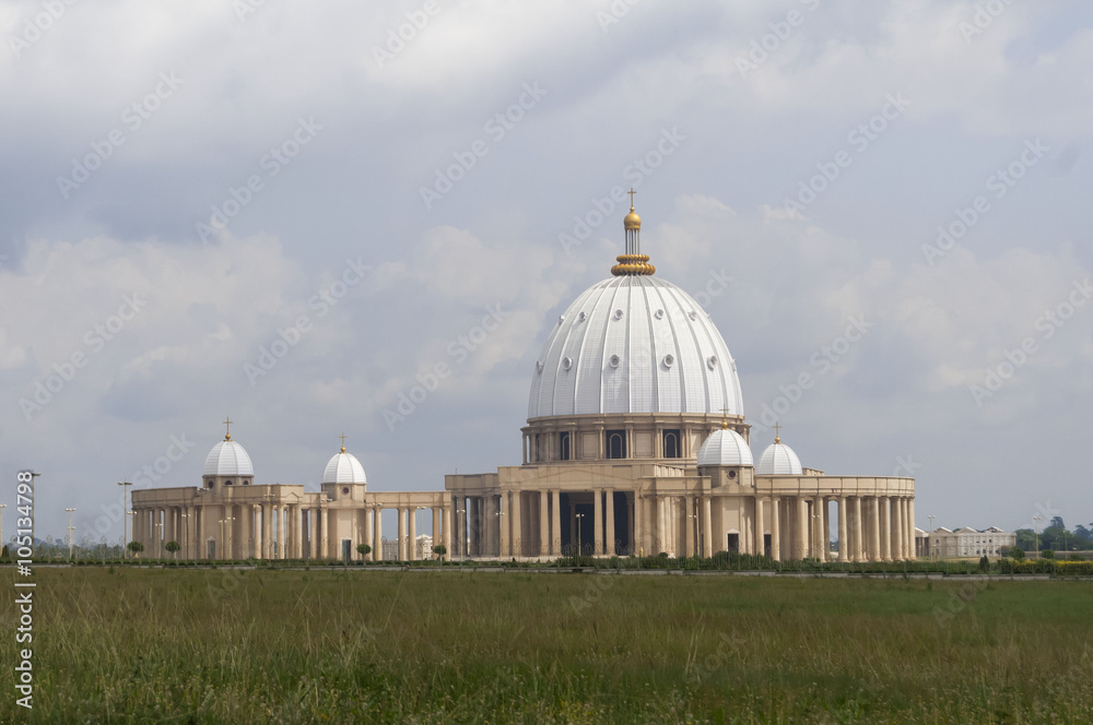 Foto de Catholic Basilica of Our Lady of Peace (Basilique NotreDame de