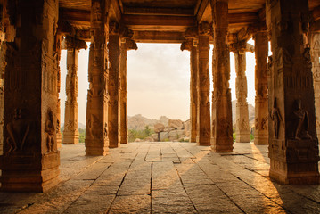 Beautiful architecture of ancient ruines of temple in Hampi