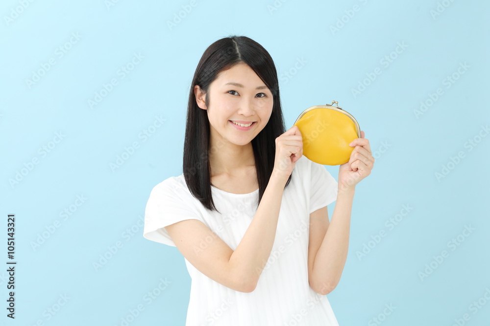 お財布・若い女性 お財布・若い女性