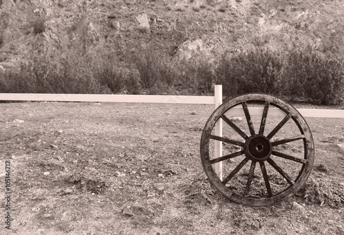 western cart wheel