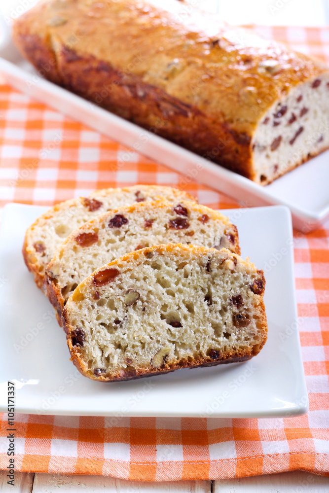 Raisin and walnut bread, on plate