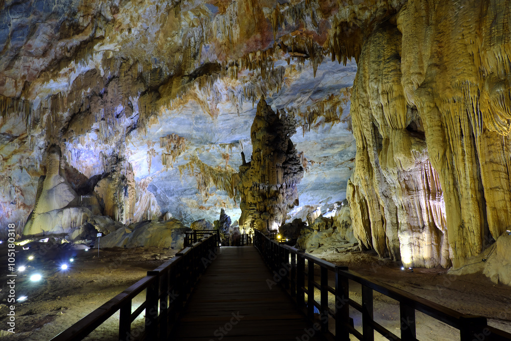 Paradise cave, Quang Binh, Vietnam travel, heritage