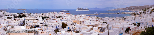 Panoramablick über Mykonos Stadt auf griechischer Insel, Griechenland © Alexander Reitter