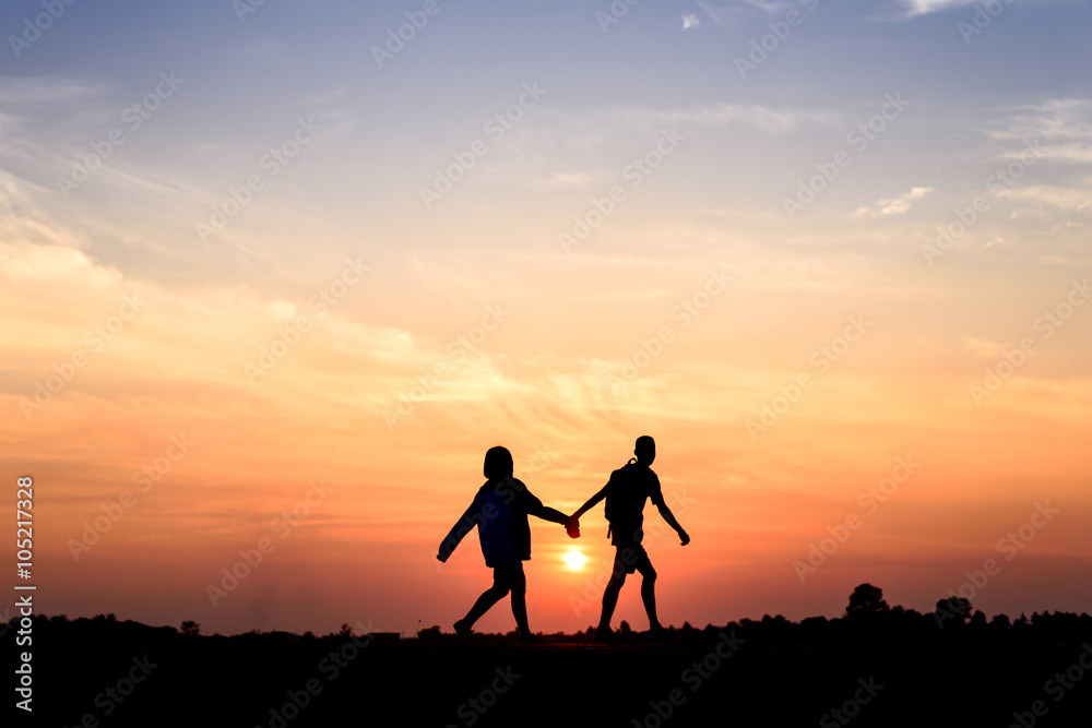 two people in love at sunset
