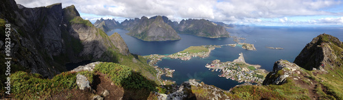 Lofoten, Norwegen © Bluekea