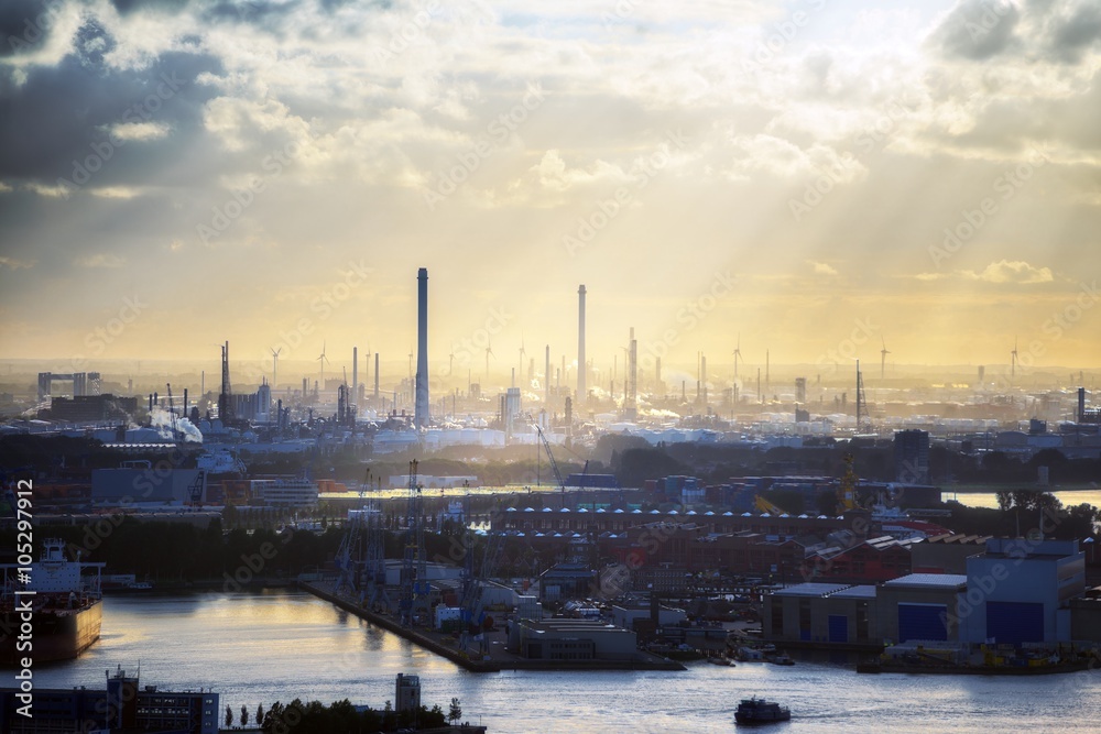 Obraz premium Industrial zone at sunset