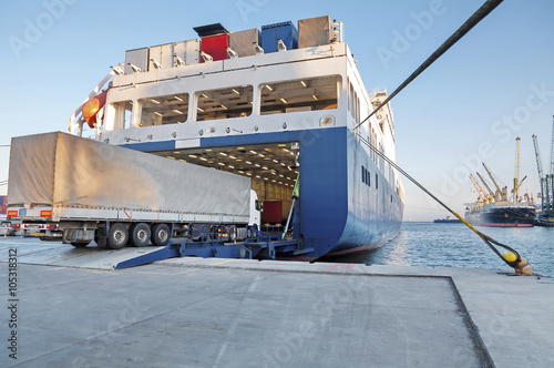 Fotografiet Ferry and Trucking Transportation - RO-RO Transport (Roll On/Roll Off)