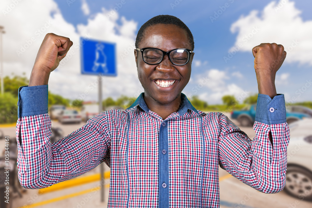 Naklejka premium Casual young african man
