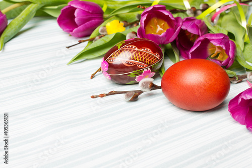 Easter decoration with eggs and tulips