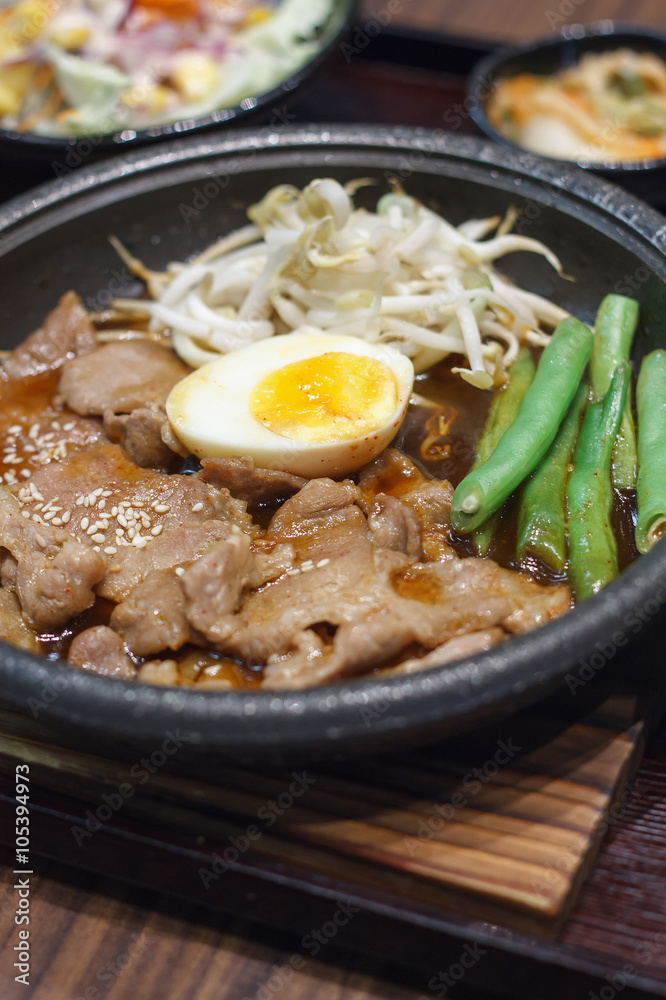 pork with egg and vegetables teppanyaki pork with egg and vegetables teppanyaki