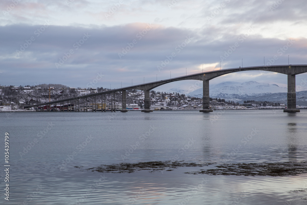 Naklejka premium Gisund-Bridge in Finnsnes in Troms county, Norway, Scandinavia
