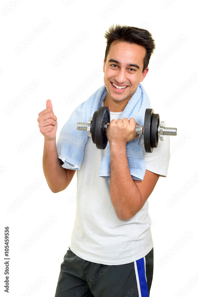 Junger Mann beim Hanteltraining