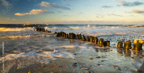 Fototapeta Naklejka Na Ścianę i Meble -  sunset over the sea beach