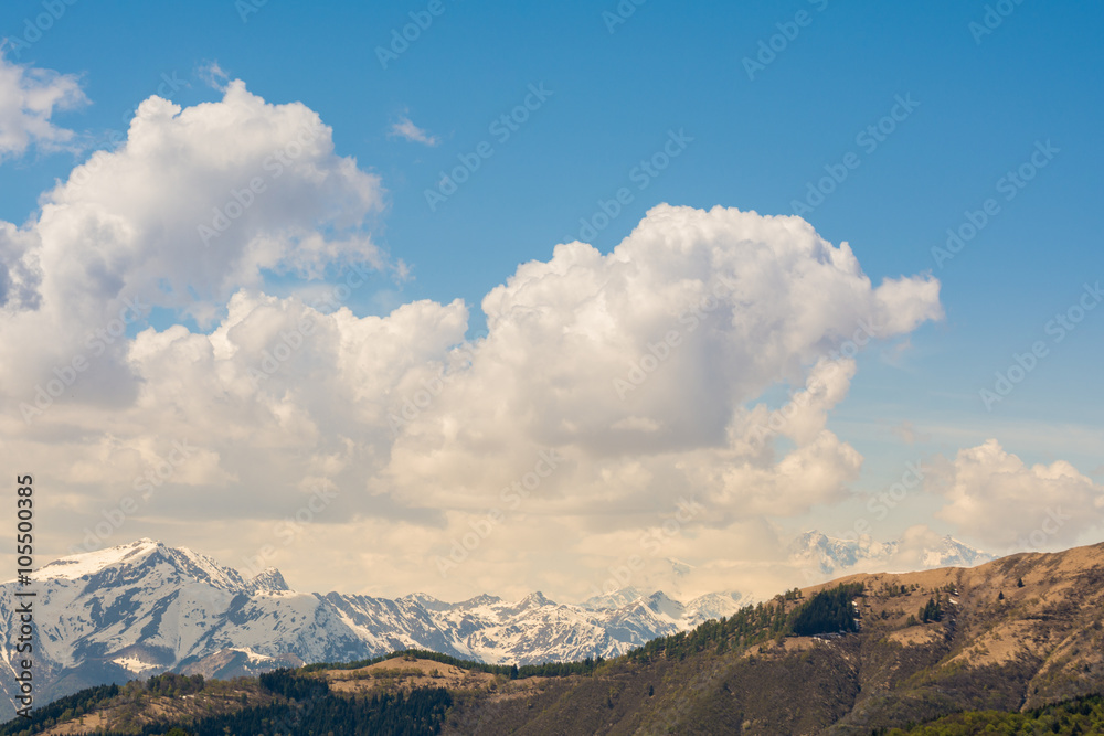 Südliche Alpen am Lago Maggiore, Oberitalien