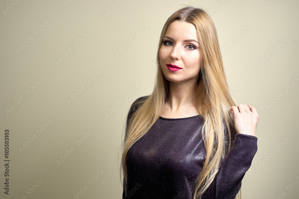 Fototapeta premium Fashion model with bright makeup. Portrait of young fashion woman with long blond hair