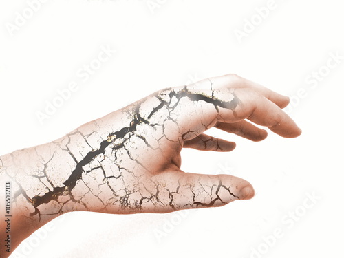 Фотография Photo manipulation of dry hand
