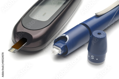 diabetes kit, glucometer set with lancet and sensitive strips
