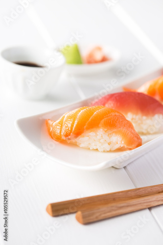 Salmon and tuna nigiri