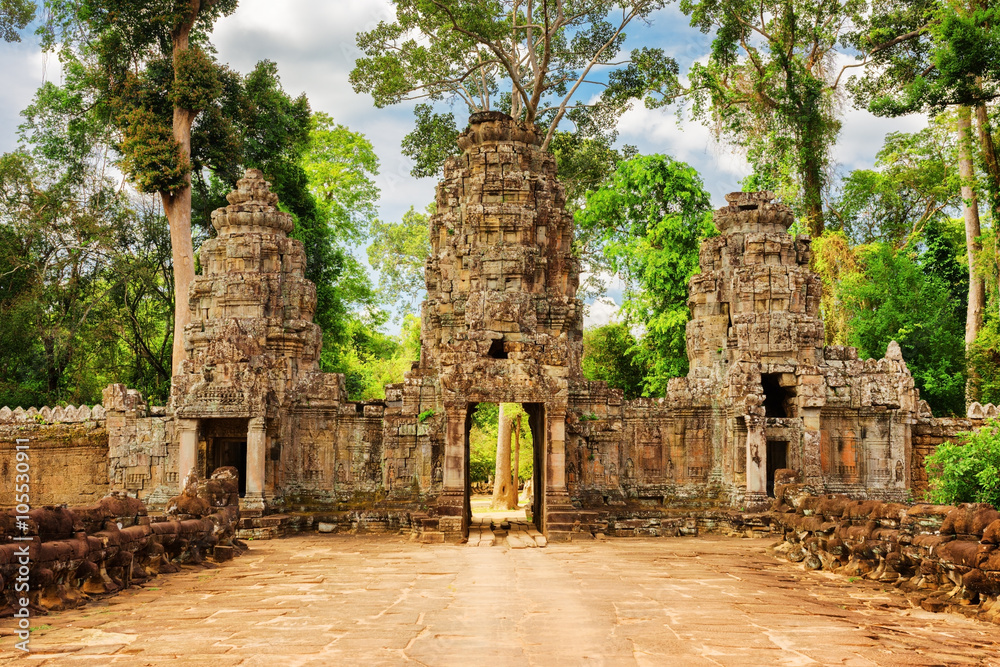 Gateway to ancient Preah Khan temple in Angkor, Cambodia