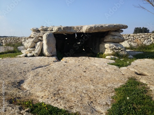 Dolmen photo