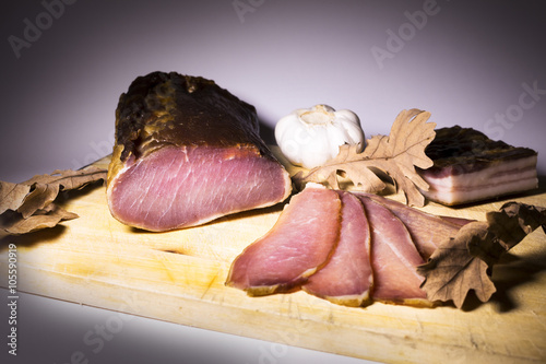 Fotografía Cured meat on the board