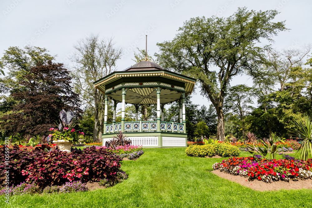 Obraz premium Public Garden with Large Gazebo