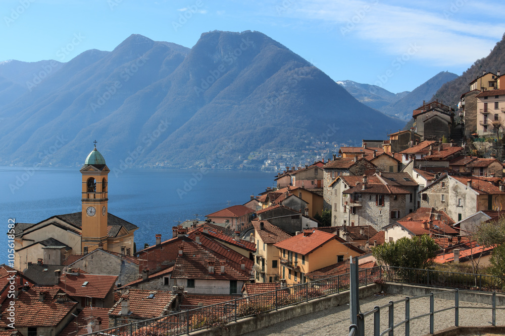 Colonno - lago di Como