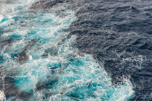 Fototapeta Naklejka Na Ścianę i Meble -  Atlantic ocean with blue water on a sunny day.