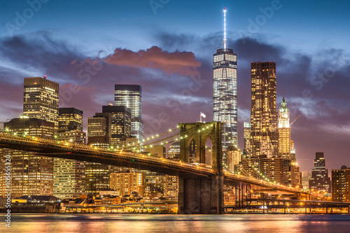 Brooklyn Bridge at twilight time  New York City  USA
