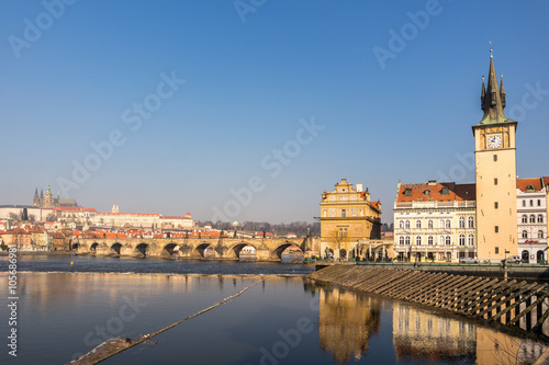 Spiegelung Karlsbrücke Prag photo