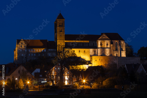 Nachtaufnahme Blick auf das Quedlinburger Schloss Stiftskirche