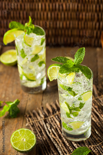 Homemade Alcoholic Mojito with LIme