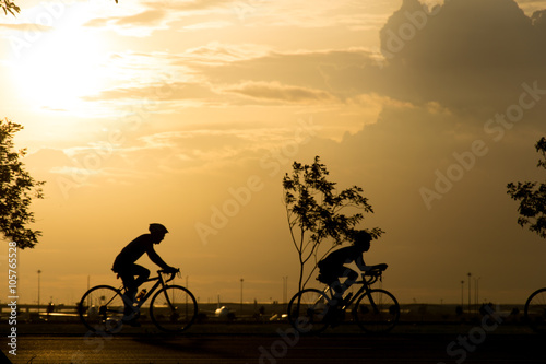 silhouette bike on sunset © tlovely
