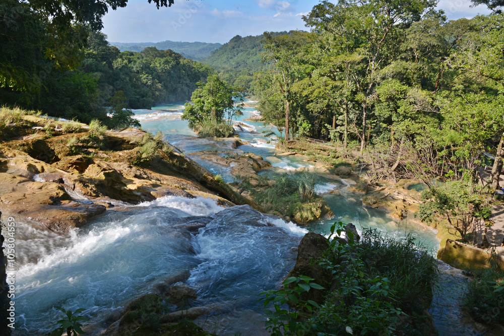 Fototapeta premium Agua Azul waterfall, Yucatan Peninsula, Mexico.