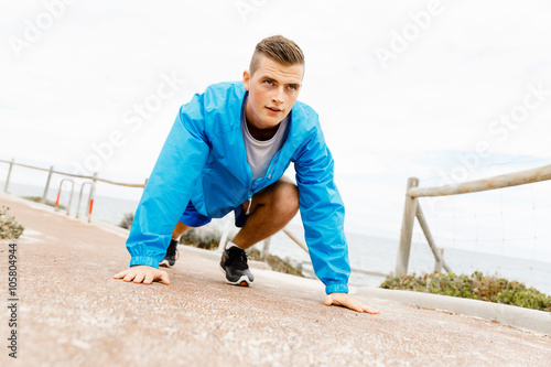 Runner getting ready to start the race