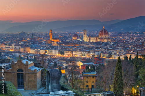 Fototapeta Florence. Image of Florence, Italy during twilight blue hour.