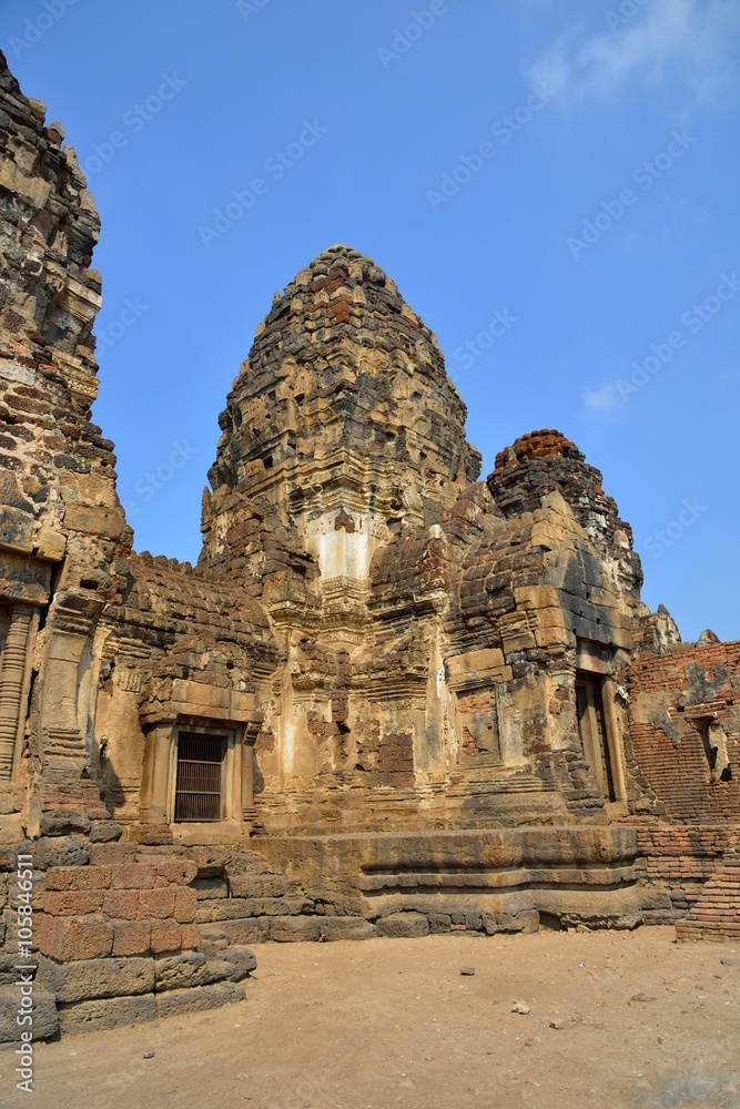 Phra Prang Sam Yod, the religious buildings constructed by the ancient Khmer art, Lopburi, Thailand.