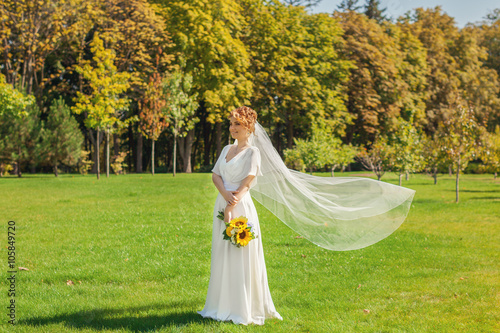 Bride on the meadow © lanser314