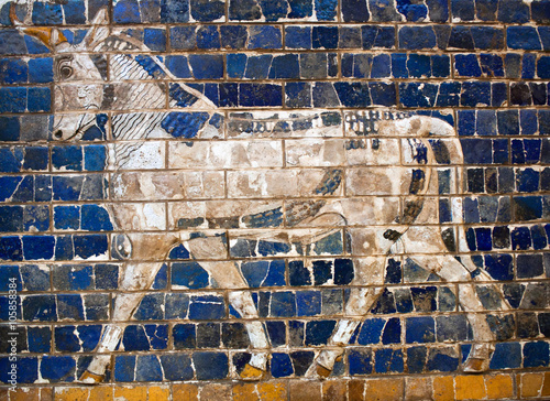 Schilderij op canvas Glazed brick panel with Aurochs - details of the Babylonian Isch