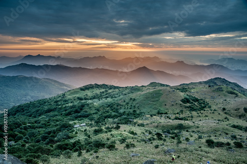 Canvas Print Sunrise in Hillside