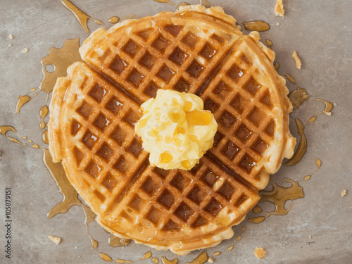 Obraz na płótnie rustic traditional waffle with butter and maple syrup w salonie