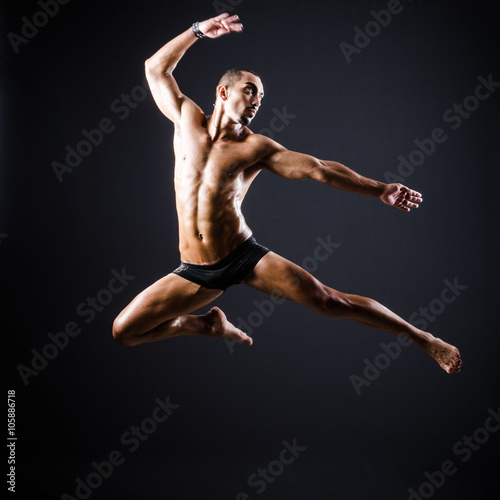 Fototapeta Naklejka Na Ścianę i Meble -  Ripped muscular man in sports concept