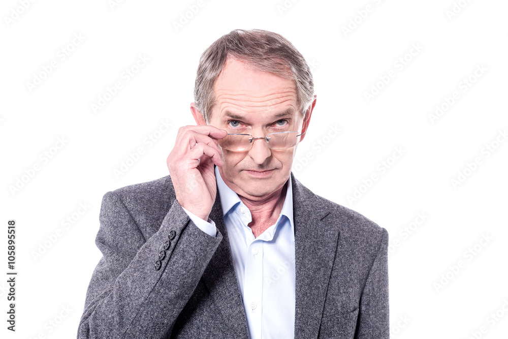 I can't see clearly! I can't see clearly!