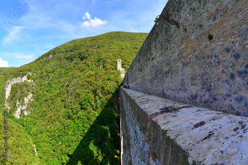 Spoleto, borgo medievale in Umbria (Italia) photo