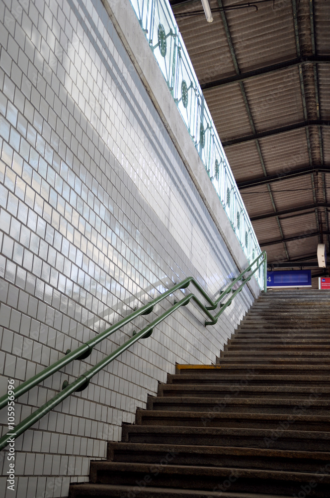 Obraz premium stairs train station