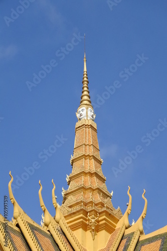 Dächer der Thronhalle im Königspalast von Phnom Penh 