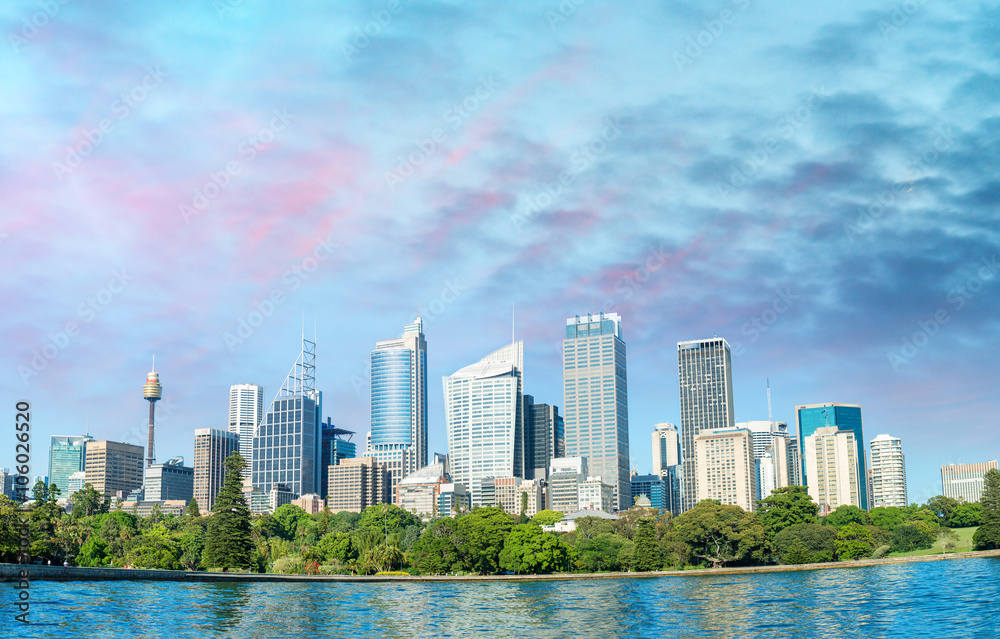 Obraz premium Beautiful panoramic skyline of Sydney, NSW - Australia